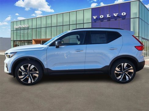 New 2026 Volvo XC40 B5 Ultra w/ Climate Package image 26