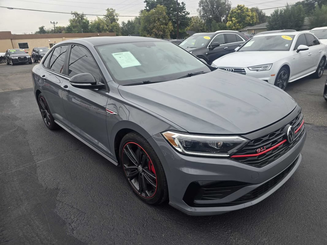 Used 2019 Volkswagen Jetta GLI FWD image 5