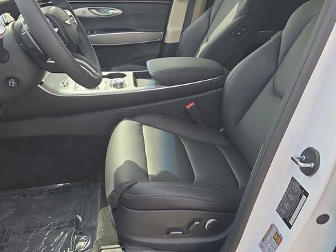New 2026 Genesis GV70 2.5T Select image 14