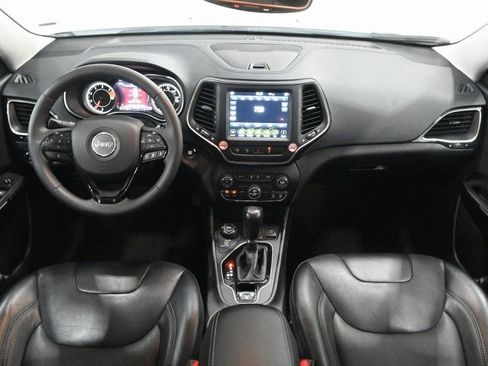 Certified 2023 Jeep Cherokee Altitude Lux image 6