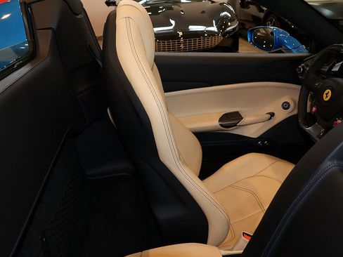 Certified 2017 Ferrari 488 Spider RWD image 37