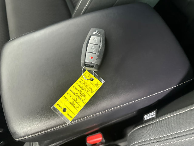 Used 2023 Mitsubishi Outlander ES AWD/4WD image 37