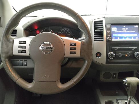 Used 2019 Nissan Frontier S image 22