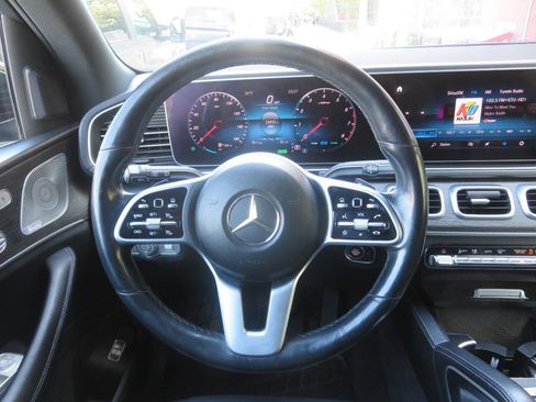 Used 2020 Mercedes-Benz GLS 450 4MATIC image 14
