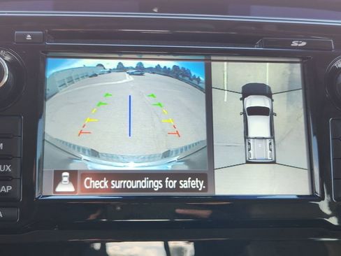 Used 2017 Nissan Titan Platinum Reserve image 23