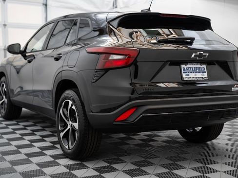 New 2026 Chevrolet Trax RS image 5