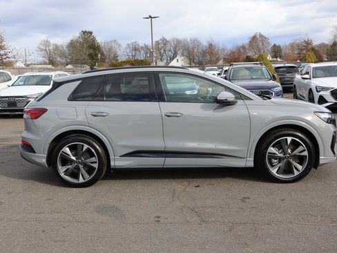 Used 2024 Audi Q4 e-tron Premium w/ Convenience Package image 4