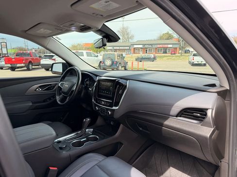 Used 2019 Chevrolet Traverse LT w/ LT Premium Package image 33