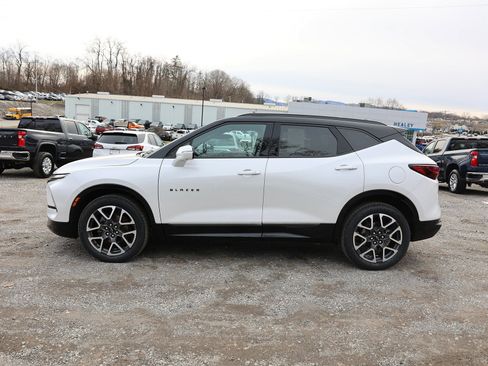 Used 2023 Chevrolet Blazer RS w/ Driver Confidence II Package image 4