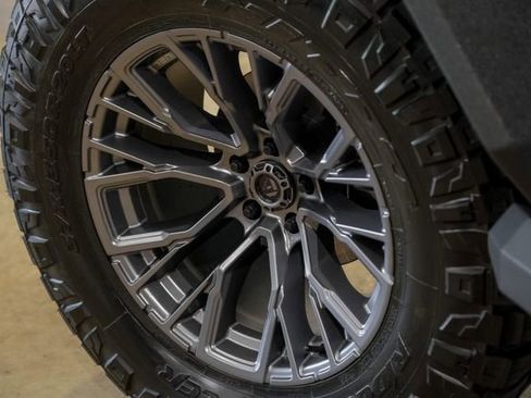 Used 2024 Jeep Wrangler Unlimited Rubicon 392 image 11