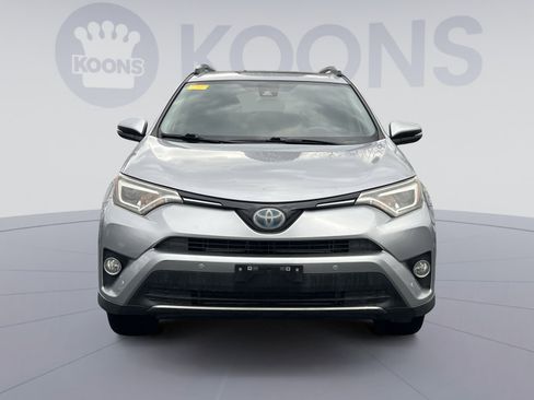 Used 2017 Toyota RAV4 Limited image 8