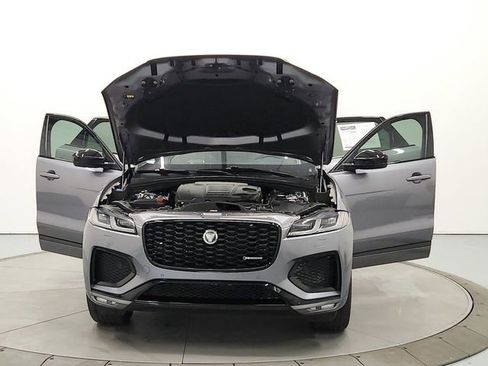 Used 2025 Jaguar F-PACE R-Dynamic S image 10