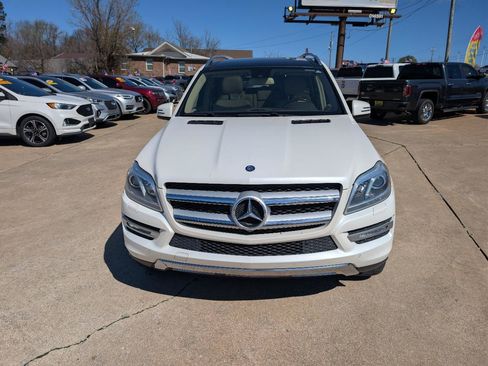 Used 2016 Mercedes-Benz GL 450 4MATIC image 2