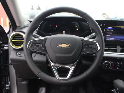 New 2026 Chevrolet Trax LT w/ LT Convenience Package image 10