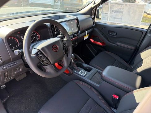 New 2026 Nissan Frontier PRO-4X w/ Pro-4x Convenience Package image 13