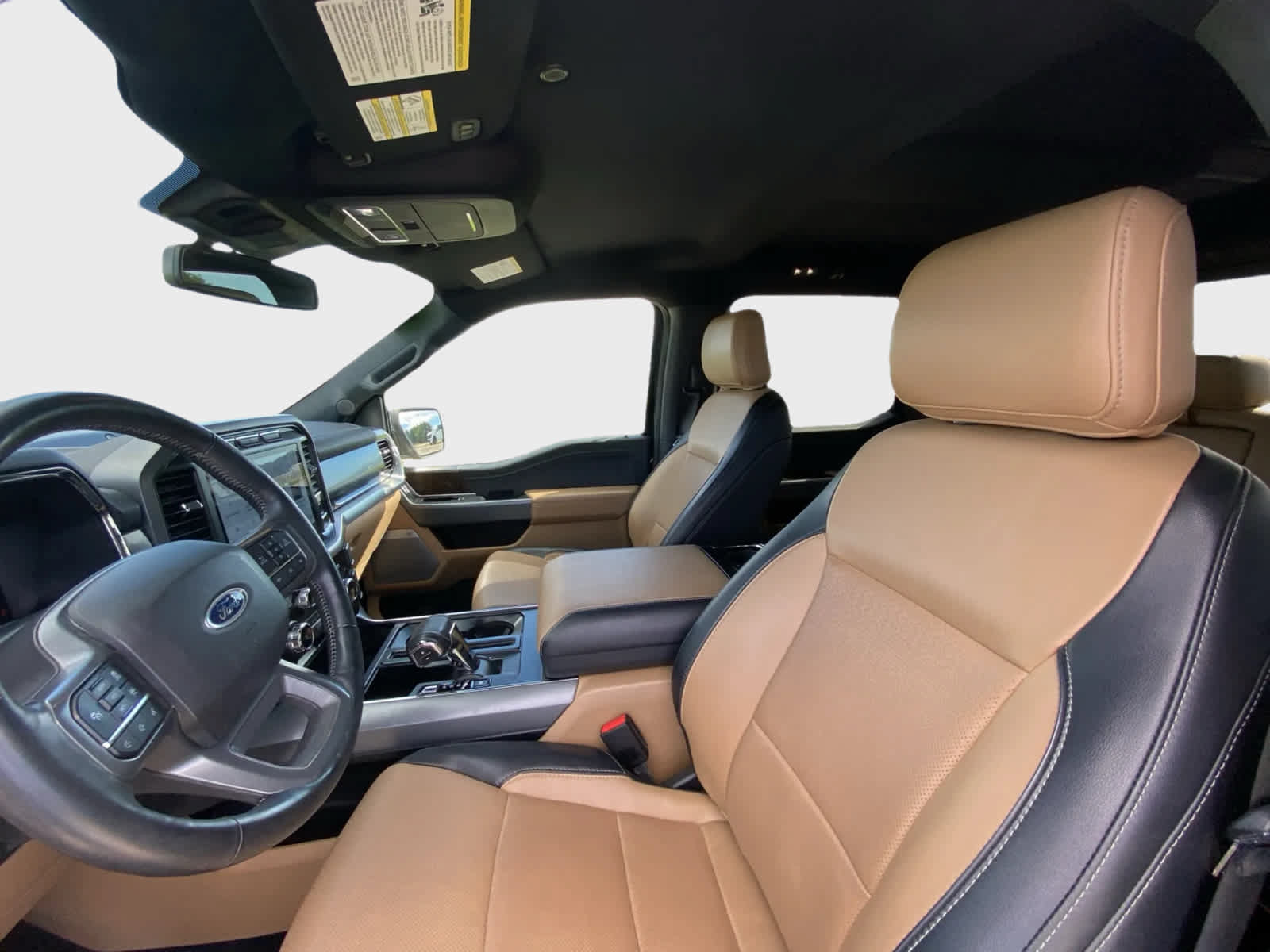 Used 2022 Ford F150 Lariat AWD/4WD image 11