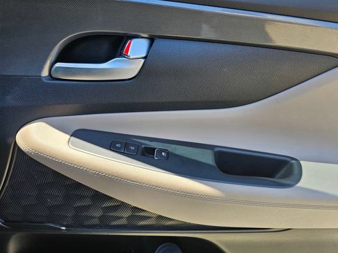 Certified 2023 Hyundai Santa Fe SEL FWD image 12
