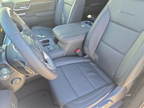 New 2026 GMC Sierra 1500 Denali image 15
