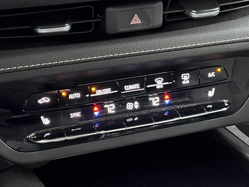 Used 2023 Buick Envision Preferred w/ Sport Touring Package image 28