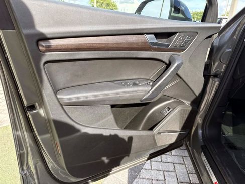 Used 2023 Audi Q5 2.0T Premium Plus AWD/4WD image 17