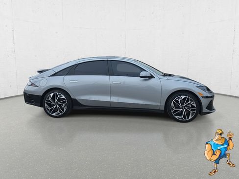 Certified 2025 Hyundai Ioniq 6 SEL image 4