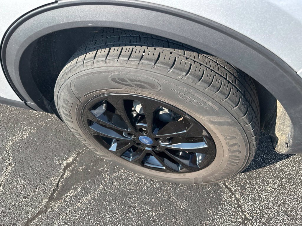 Certified 2020 Ford Escape S AWD/4WD image 8