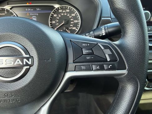 Certified 2024 Nissan Altima 2.5 SV image 32