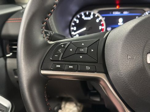 Used 2025 Nissan Sentra SR w/ Midnight Edition FWD image 21