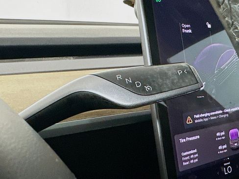 Used 2019 Tesla Model 3 Long Range image 23