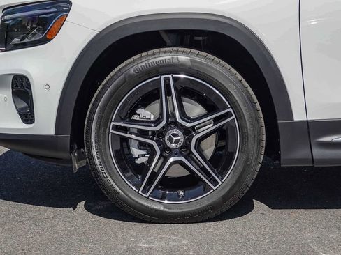 New 2026 Mercedes-Benz GLB 250 image 10