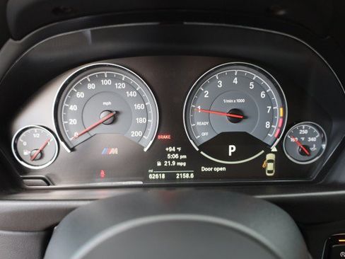 Used 2019 BMW M4 CS w/ Executive Package RWD image 28