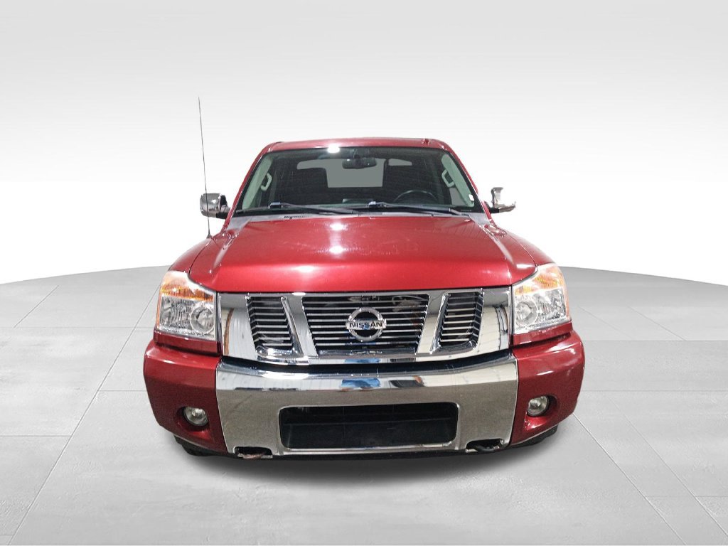 Used 2013 Nissan Titan SV w/ SV Value Truck Pkg AWD/4WD image 8