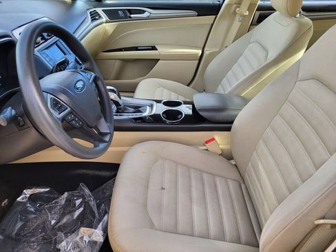 Used 2013 Ford Fusion SE image 16