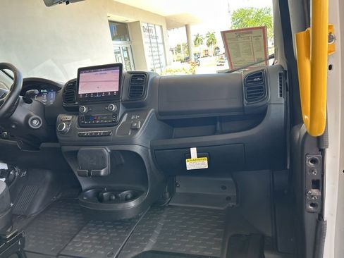 Used 2024 RAM ProMaster 3500 w/ Delivery Van Package FWD image 24