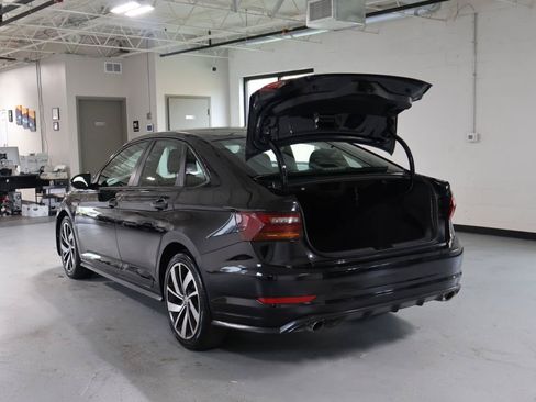 Used 2019 Volkswagen Jetta GLI FWD image 6