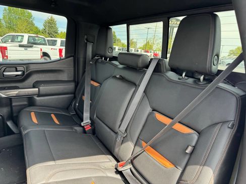 Used 2021 GMC Sierra 1500 AT4 w/ AT4 Premium Package AWD/4WD image 16