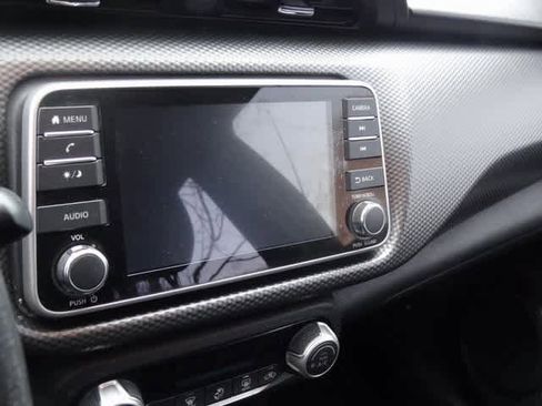 Used 2020 Nissan Kicks SV w/ Exterior Package image 9