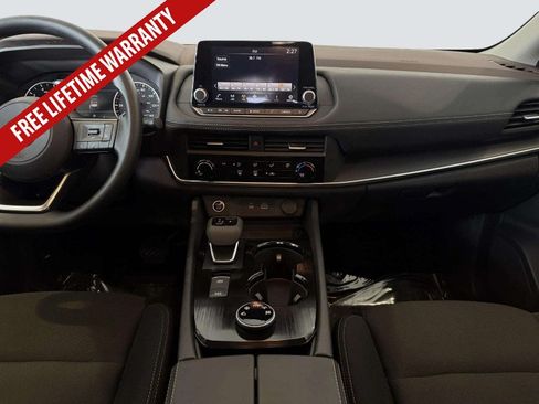 Used 2023 Nissan Rogue S AWD/4WD image 21
