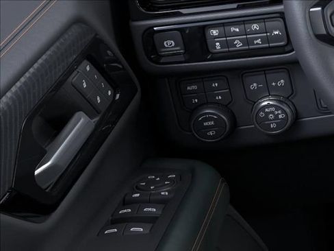 New 2026 GMC Yukon AT4 w/ AT4 Premium Plus Package AWD/4WD image 22