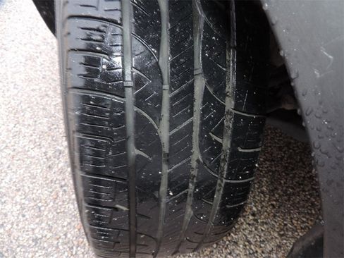 Certified 2022 Buick Encore Preferred w/ Safety Package image 13