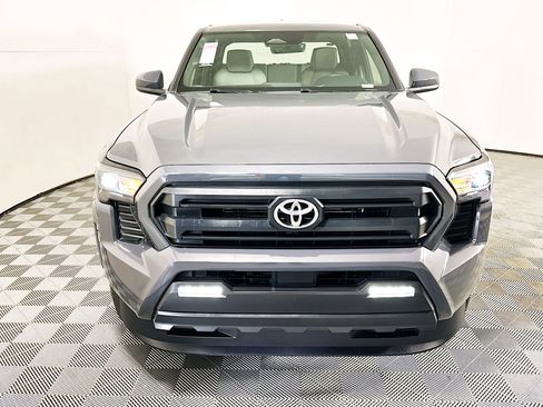 Used 2025 Toyota Tacoma SR5 image 8