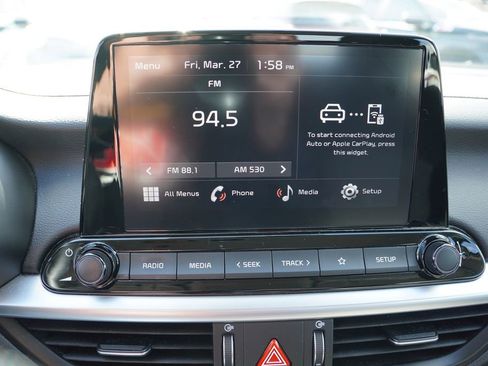 Used 2023 Kia Forte LXS w/ LXS Technology Package image 5