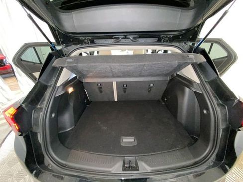 Used 2024 Buick Encore GX Sport Touring w/ Advanced Technology Package AWD/4WD image 12