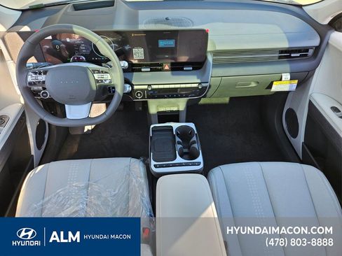 New 2026 Hyundai Ioniq 5 Limited image 9