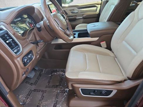 Used 2019 RAM 1500 Laramie AWD/4WD image 21