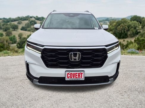 Used 2024 Honda Pilot Elite image 2