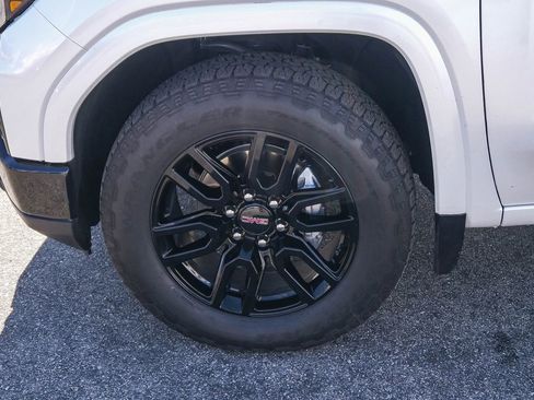 Used 2023 GMC Sierra 1500 Elevation image 5