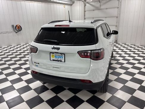 Used 2026 Jeep Compass Latitude AWD/4WD image 4