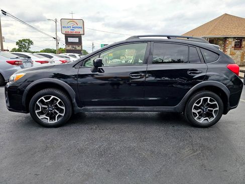 Used 2017 Subaru Crosstrek 2.0i Premium image 3