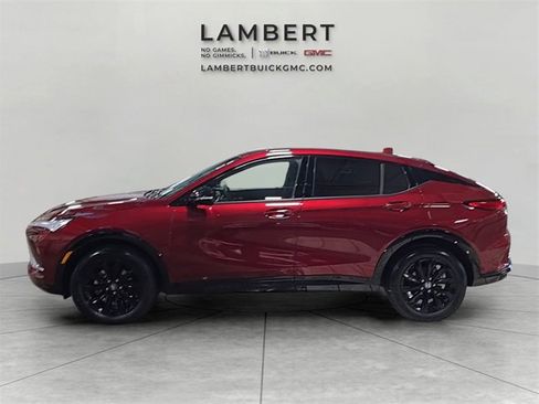 Used 2024 Buick Envista Sport Touring w/ Convenience I Package image 2